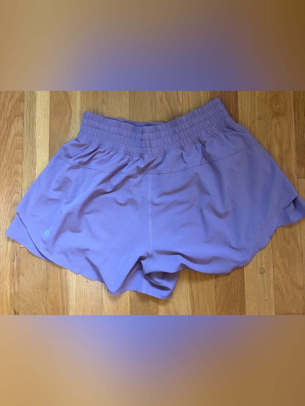 Lululemon Shake It Out High-Rise Running Shorts 2.5” Lavender Lux S - Picture 2 of 5